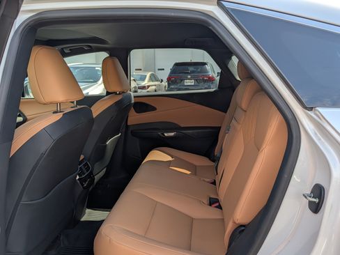 Used 2023 Lexus RX 350 Premium w/ Accessory Package AWD/4WD image 15
