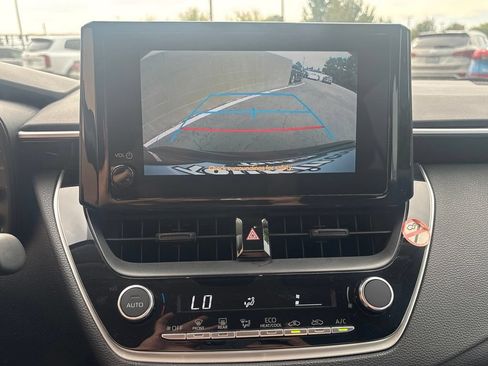 Used 2024 Toyota Corolla LE FWD image 29