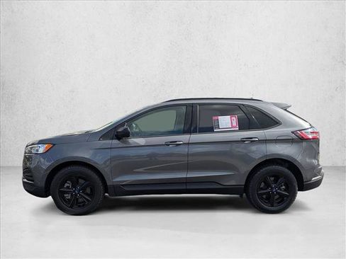 Used 2022 Ford Edge SE image 8