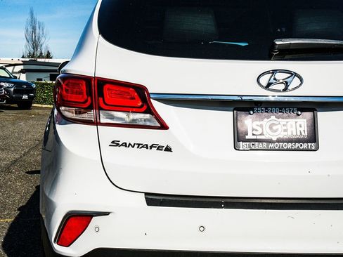 Used 2018 Hyundai Santa Fe Limited image 10