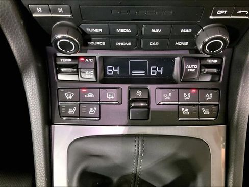 Used 2025 Porsche 718 Cayman image 12