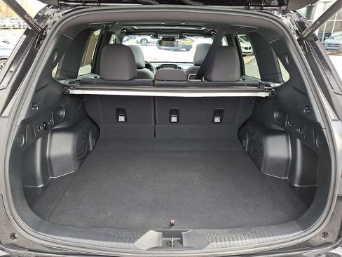 Certified 2025 Subaru Forester Premium image 29