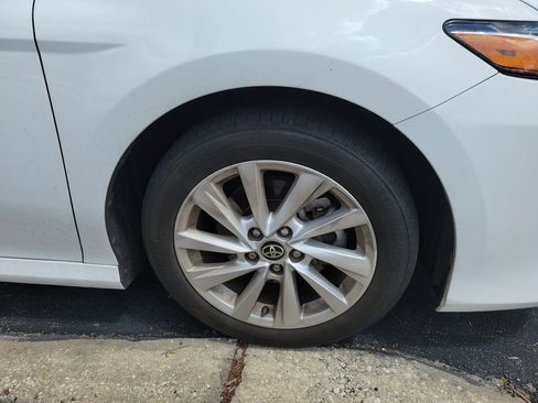 Used 2024 Toyota Camry LE image 9