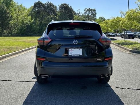 Certified 2024 Nissan Murano SV w/ SV Midnight Edition Package FWD image 8
