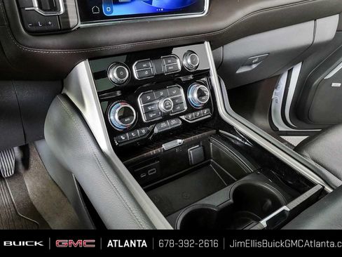 Used 2022 GMC Yukon XL Denali w/ Max Trailering Package AWD/4WD image 28