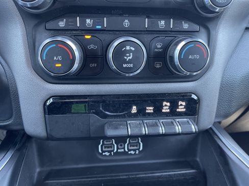Used 2021 RAM 1500 Laramie w/ Sport Appearance Package AWD/4WD image 29