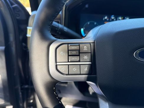 New 2026 Ford F350 Lariat w/ Black Appearance Package image 21