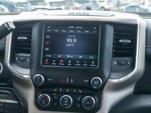 Used 2020 RAM 2500 Laramie AWD/4WD image 13