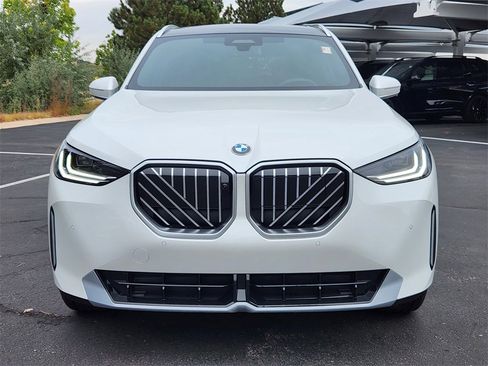 New 2026 BMW X3 xDrive30 w/ Premium Package image 6