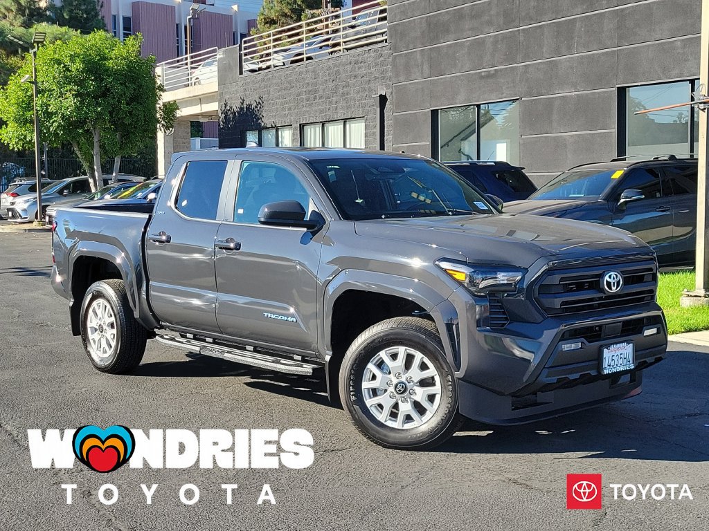 Used 2025 Toyota Tacoma SR5 AWD/4WD 360° Tour