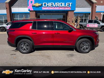 Used 2024 Chevrolet Traverse LT w/ Trailering Package