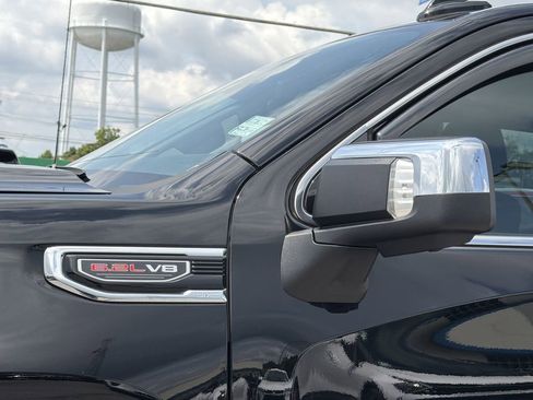Used 2024 GMC Sierra 1500 Denali AWD/4WD image 30