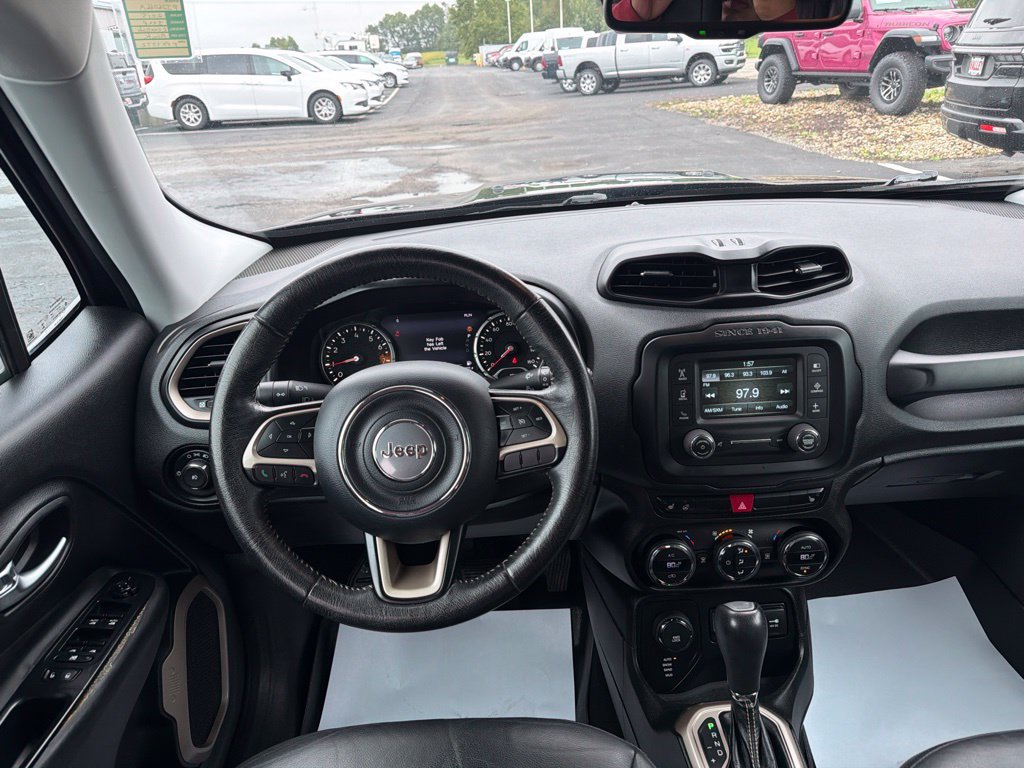 Used 2015 Jeep Renegade Limited AWD/4WD image 27