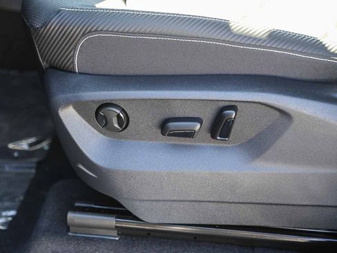 New 2026 Volkswagen Atlas Cross Sport SE image 29