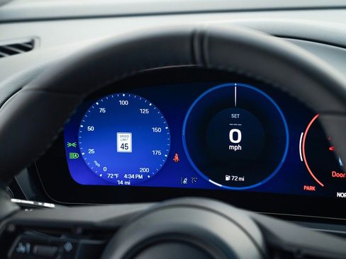 New 2025 Porsche Macan 4S Electric image 21