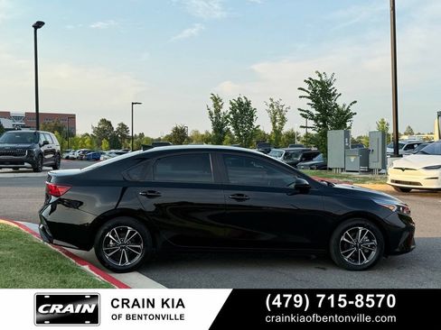 Certified 2024 Kia Forte LXS FWD image 8