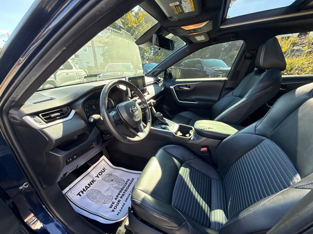 Used 2020 Toyota RAV4 XSE AWD/4WD image 16