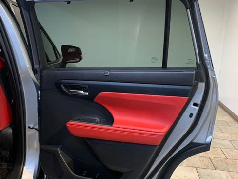 Used 2023 Toyota Highlander XSE image 45