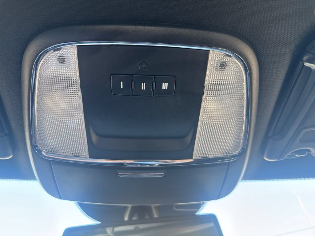 Used 2014 Dodge Charger SXT RWD image 39