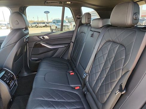 Used 2023 BMW X5 sDrive40i image 5