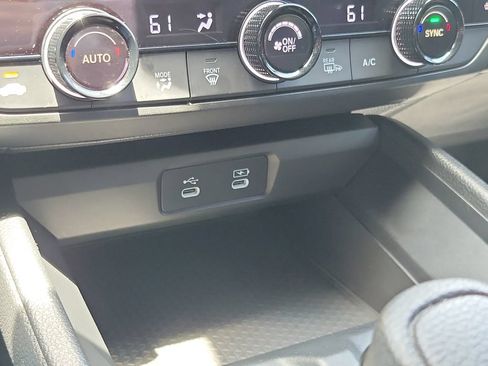 Used 2024 Honda Accord EX image 25