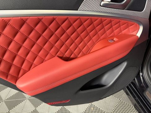 Used 2023 Genesis G70 3.3T w/ Sport Prestige Package image 29