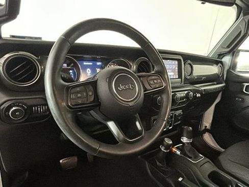 Used 2019 Jeep Wrangler Unlimited Sport AWD/4WD image 11