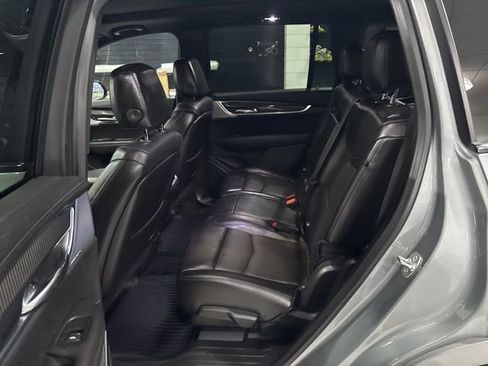 Used 2024 Cadillac XT6 Sport w/ Technology Package image 30