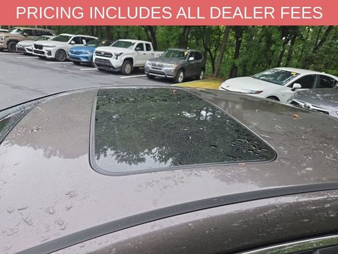 Used 2016 Hyundai Sonata Sport w/ Option Group 1V FWD image 2