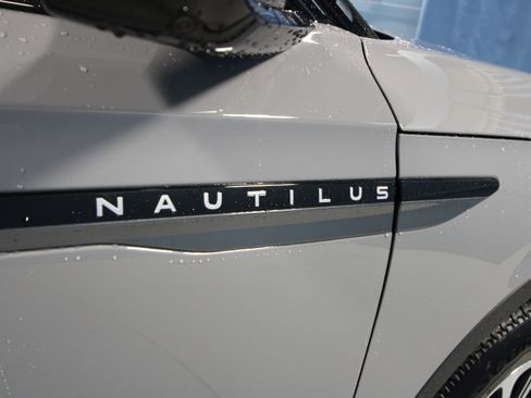 New 2026 Lincoln Nautilus Premier w/ Jet Appearance Package image 39