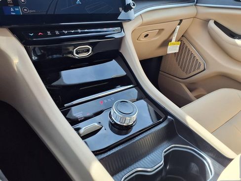 New 2026 Jeep Grand Cherokee L Limited w/ Trailer Tow Package image 12