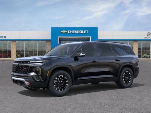 New 2026 Chevrolet Traverse Z71 w/ Driver Confidence Package image 2