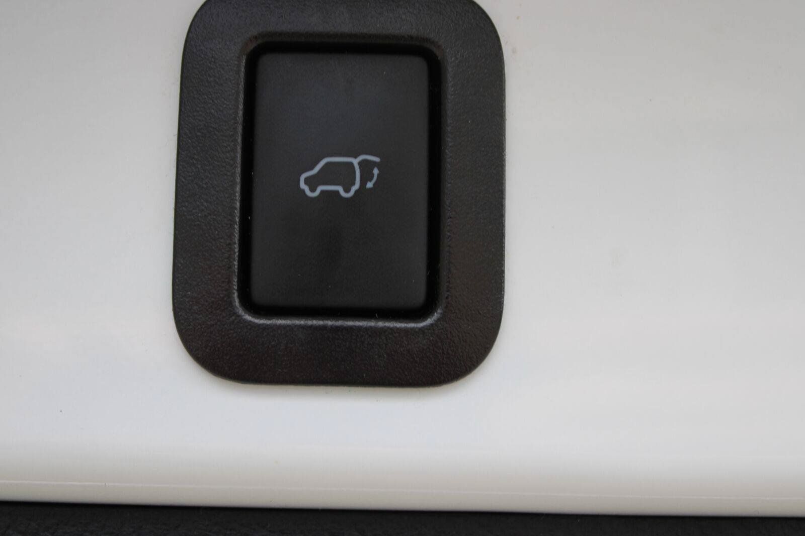 Used 2018 Toyota Highlander XLE AWD/4WD image 36