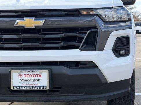 Used 2023 Chevrolet Colorado LT w/ LT Convenience Package image 9