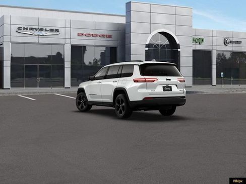New 2026 Jeep Grand Cherokee L Limited w/ Limited Altitude Package AWD/4WD image 5
