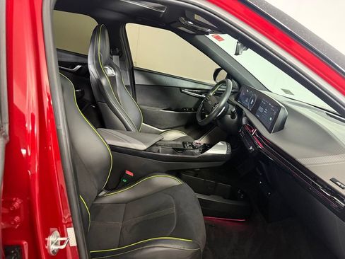 Used 2023 Kia EV6 GT AWD/4WD image 29