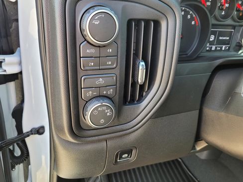 New 2026 Chevrolet Silverado 1500 Custom Trail Boss AWD/4WD image 16