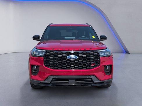 Used 2025 Ford Explorer ST AWD/4WD image 12