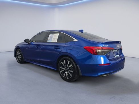 Used 2022 Honda Civic EX image 3