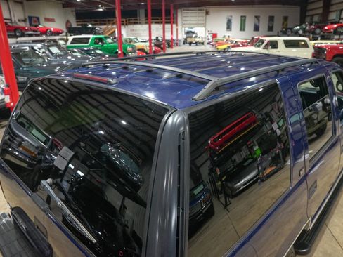 Used 1997 GMC Yukon 4WD 4-Door w/ Marketing Opt Pkg 5 image 20