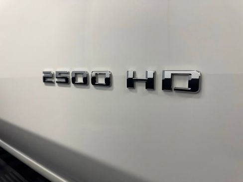 Used 2022 Chevrolet Silverado 2500 Custom w/ Custom Value Package AWD/4WD image 38