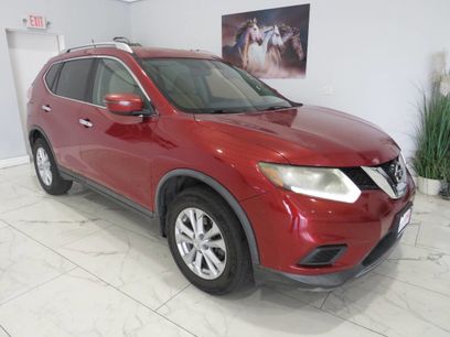 Used 2016 Nissan Rogue SV