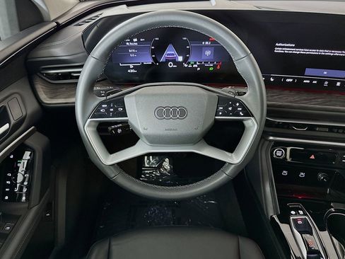 Used 2025 Audi Q5 Premium w/ 19" Wheel Package image 5