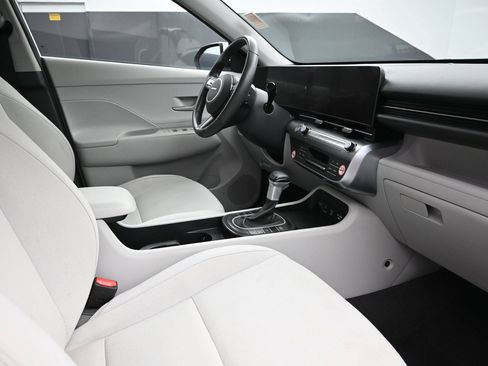 Certified 2024 Hyundai Kona SEL FWD image 26