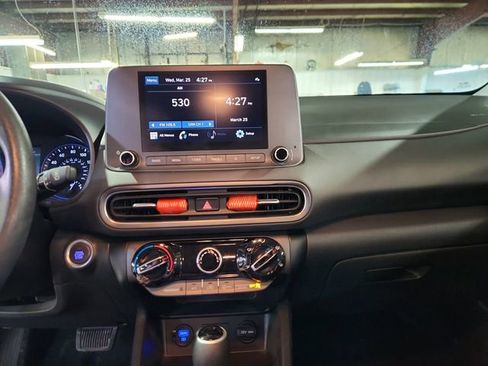 Used 2023 Hyundai Kona SEL AWD/4WD image 14