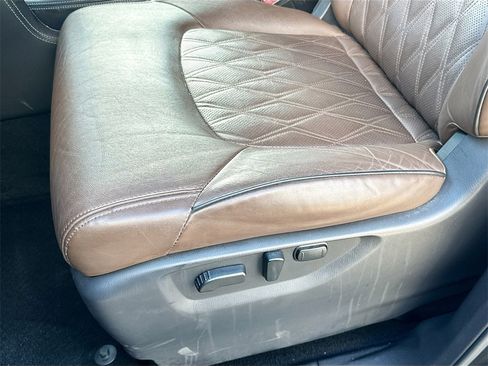 Used 2023 Nissan Armada Platinum w/ Captain's Chairs Package image 21