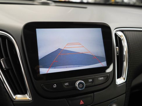 Used 2016 Chevrolet Malibu LT FWD image 20