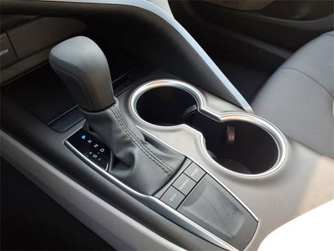 Used 2023 Toyota Camry LE image 14