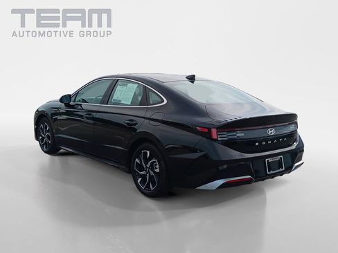 Used 2025 Hyundai Sonata SEL FWD image 5