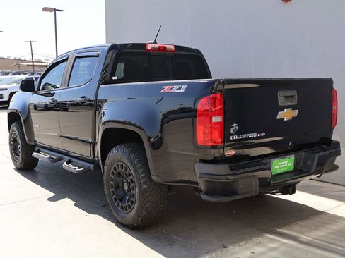 Used 2020 Chevrolet Colorado Z71 AWD/4WD image 3